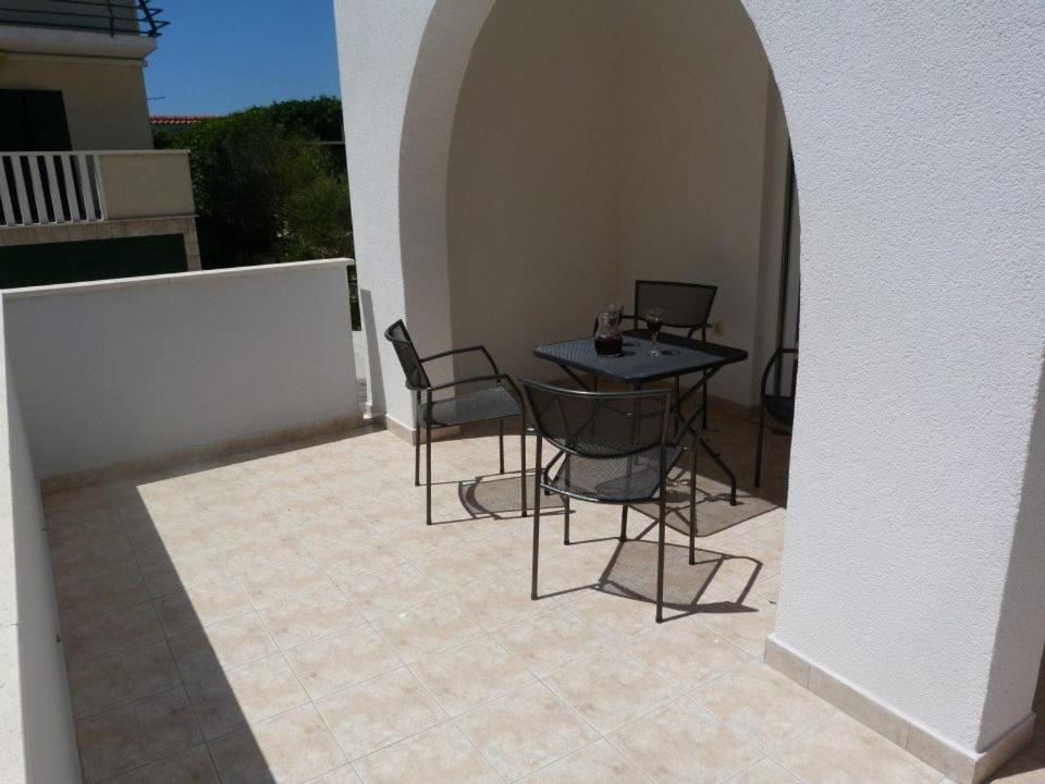 Apartmani Roko, Sevid Marina Exteriör bild